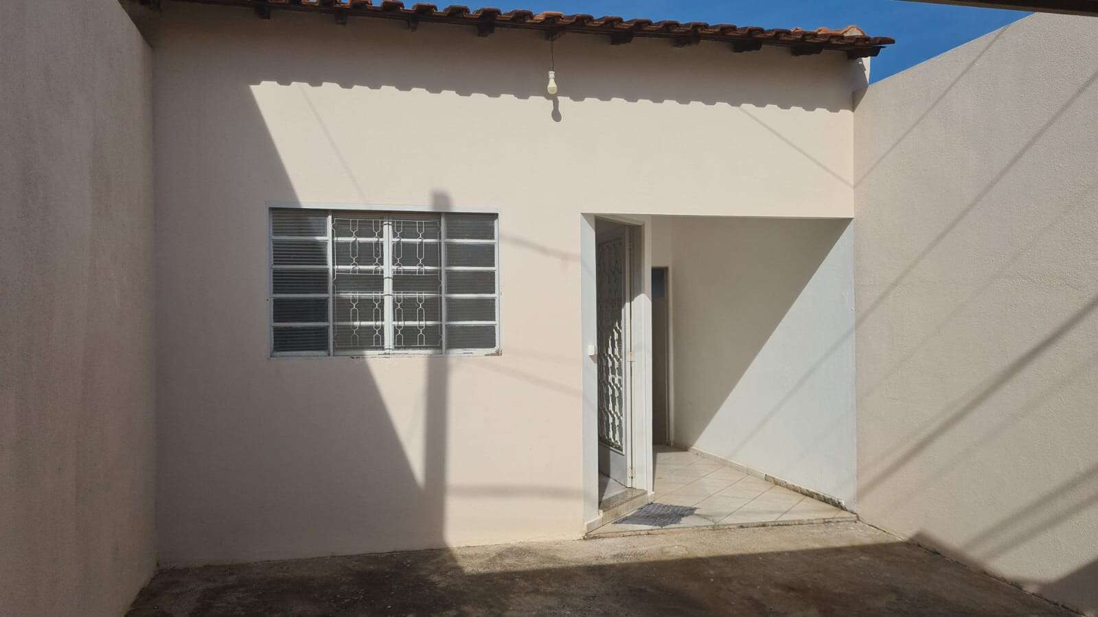 S Casa no bairro Jardim Santa Antonieta - 2 quartos S Casa no bairro Jardim Santa Antonieta - 2 quartos