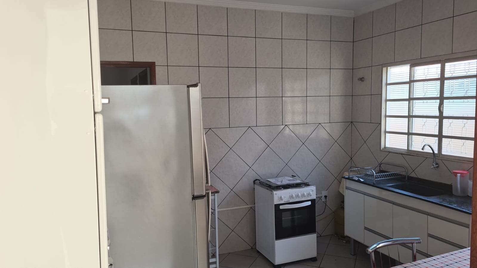 S Casa no bairro Jardim Santa Antonieta - 2 quartos S Casa no bairro Jardim Santa Antonieta - 2 quartos