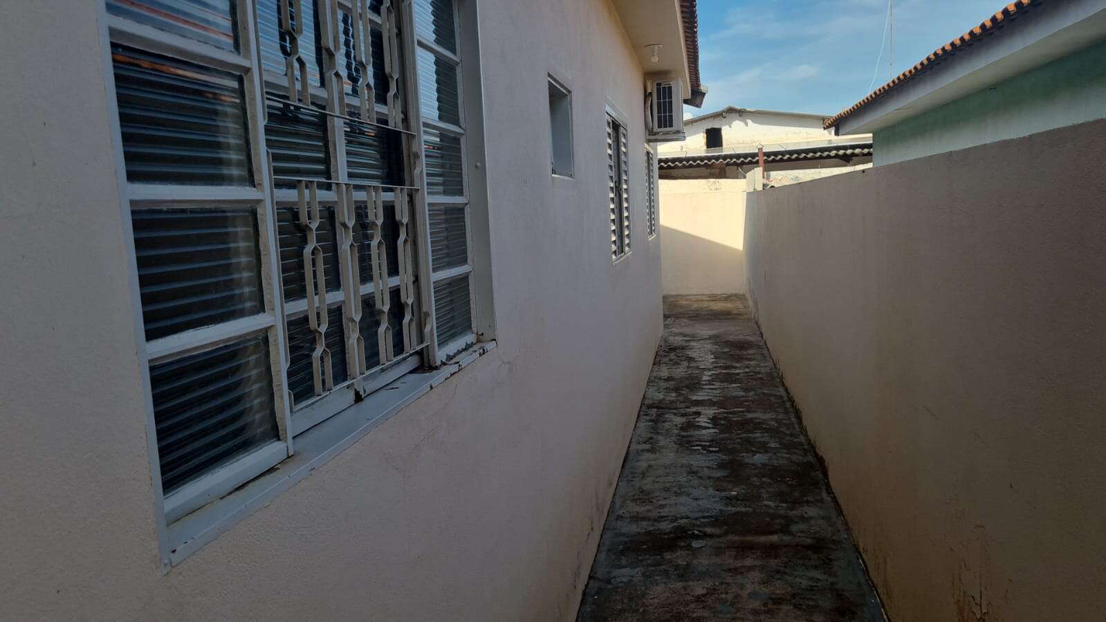 S Casa no bairro Jardim Santa Antonieta - 2 quartos S Casa no bairro Jardim Santa Antonieta - 2 quartos