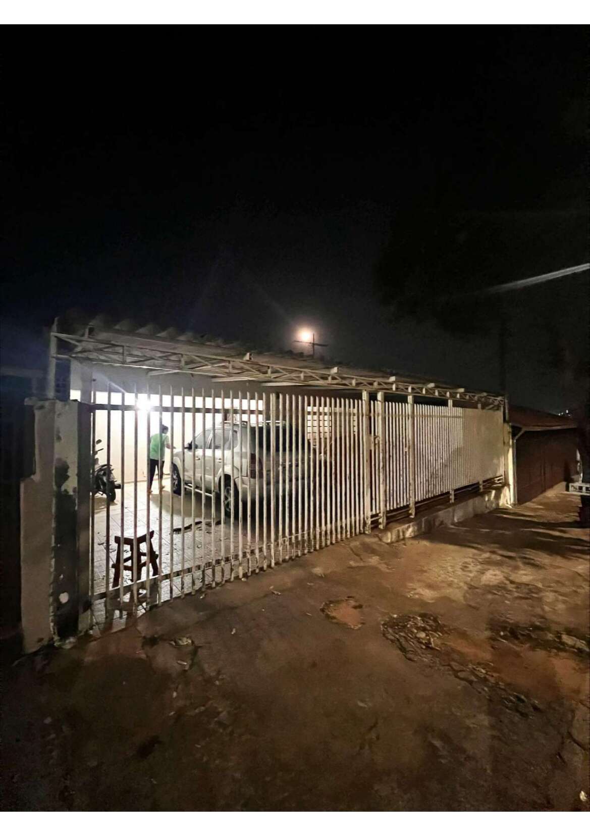 S Casa no bairro Palmital - 4 quartos S Casa no bairro Palmital - 4 quartos