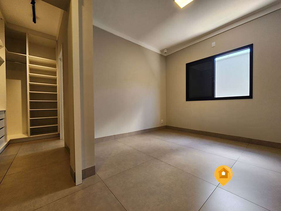 Casa para Comprar em Marília no bairro Sérgio Roim (Padre Nóbrega) - 3 quartos