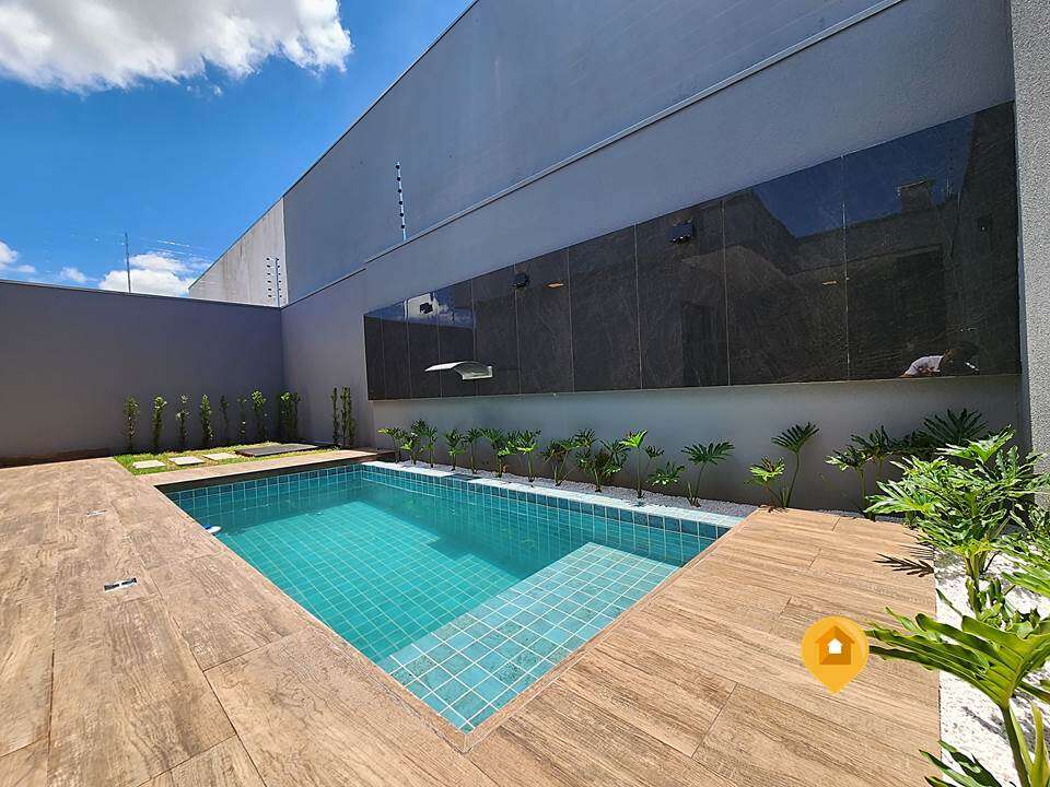 Casa para Comprar em Marília no bairro Sérgio Roim (Padre Nóbrega) - 3 quartos