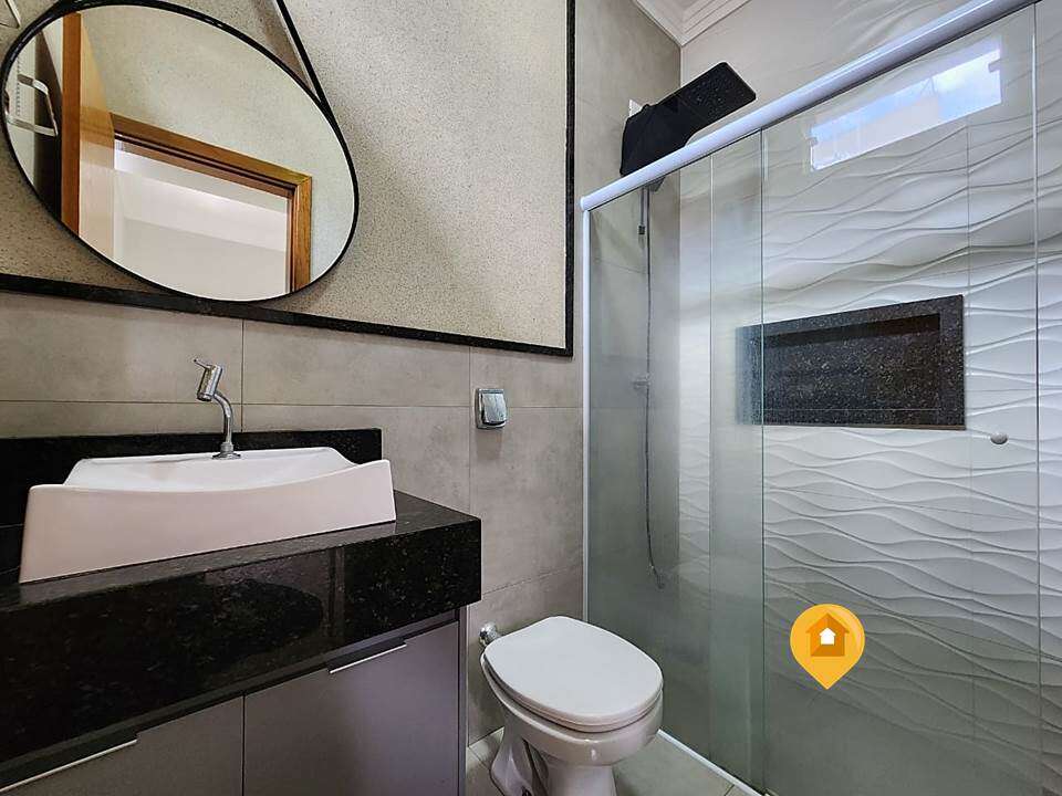 Casa para Comprar em Marília no bairro Alto Cafezal - 3 quartos