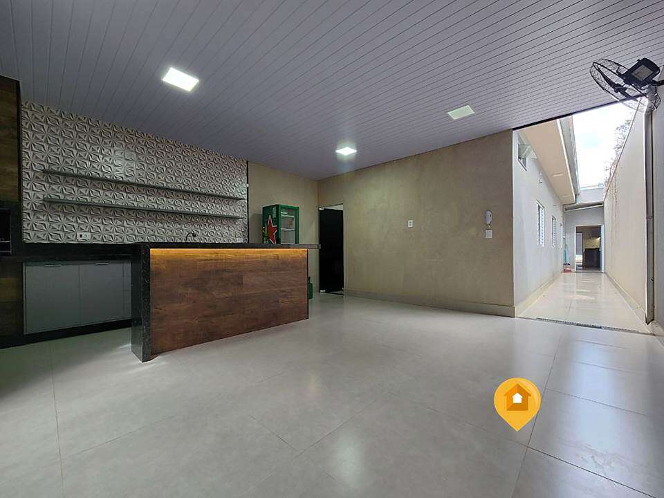 Casa para Comprar em Marília no bairro Alto Cafezal - 3 quartos