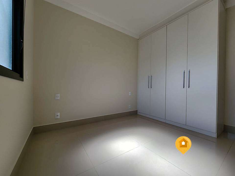 Casa para Comprar em Marília no bairro Recanto Das Esmeraldas - 3 quartos