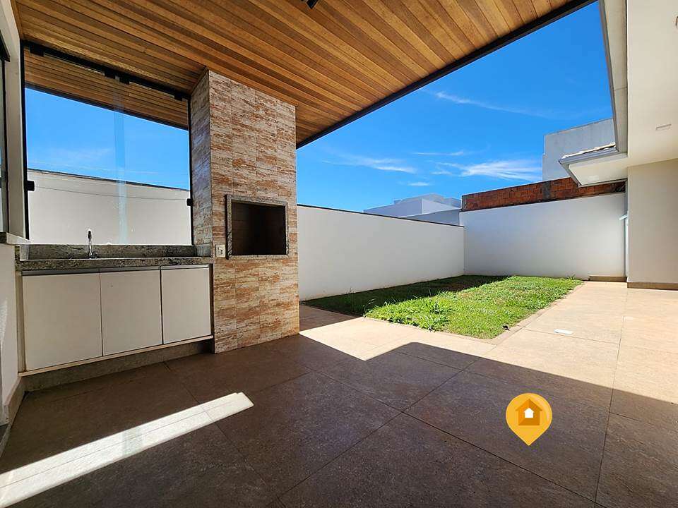 Casa para Comprar em Marília no bairro Recanto Das Esmeraldas - 3 quartos
