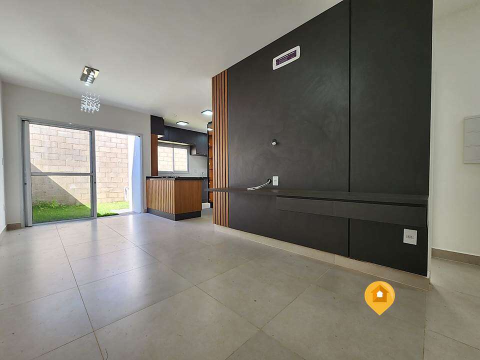 Casa para Comprar em Marília no bairro Jardim Maria Izabel - 3 quartos
