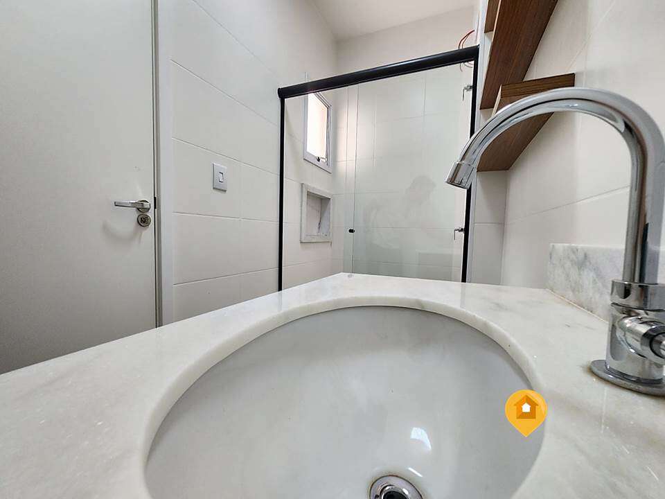 Casa para Comprar em Marília no bairro Jardim Maria Izabel - 3 quartos