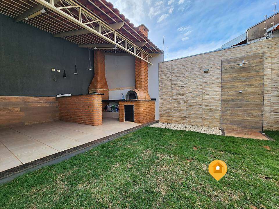 Casa para Comprar em Marília no bairro Jardim Vista Alegre - 3 quartos