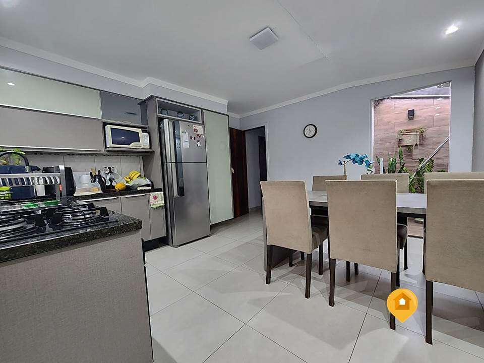 Casa para Comprar em Marília no bairro Palmital 