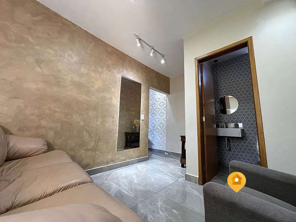 Casa para Comprar em Marília no bairro Altos Da Colina - 3 quartos