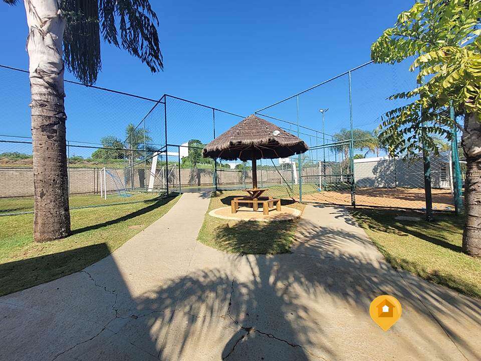 Casa para Comprar em Marília no bairro Sítios De Recreio Nascimento - 3 quartos