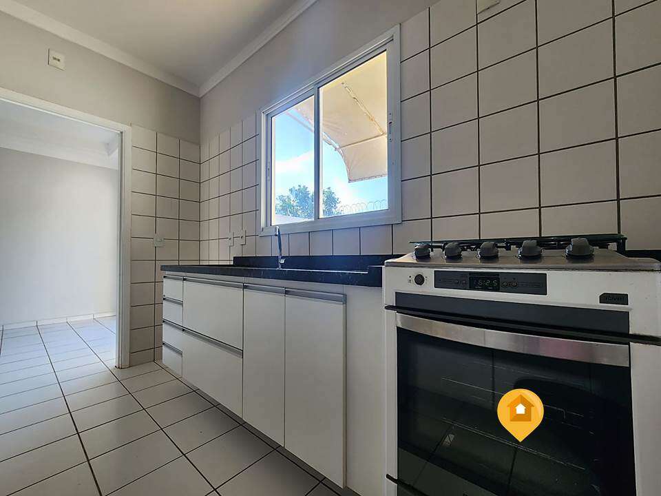 Casa para Comprar em Marília no bairro Sítios De Recreio Nascimento - 3 quartos