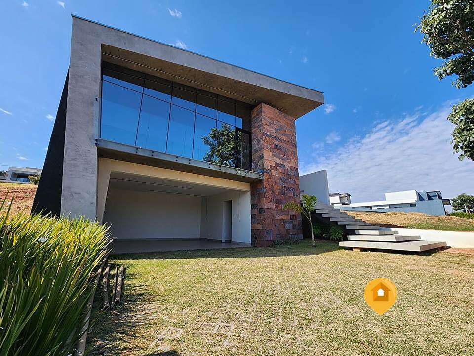 Casa para Comprar em Marília no bairro Loteamento Residencial E Comercial Fazenda São Sebastião - 3 quartos