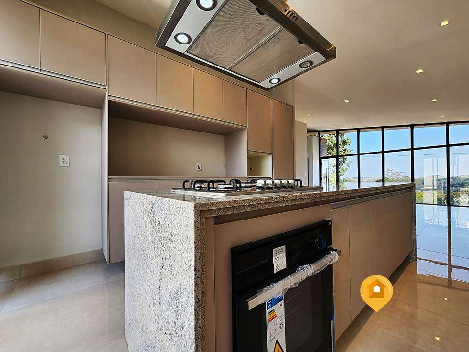 Casa para Comprar em Marília no bairro Loteamento Residencial E Comercial Fazenda São Sebastião - 3 quartos