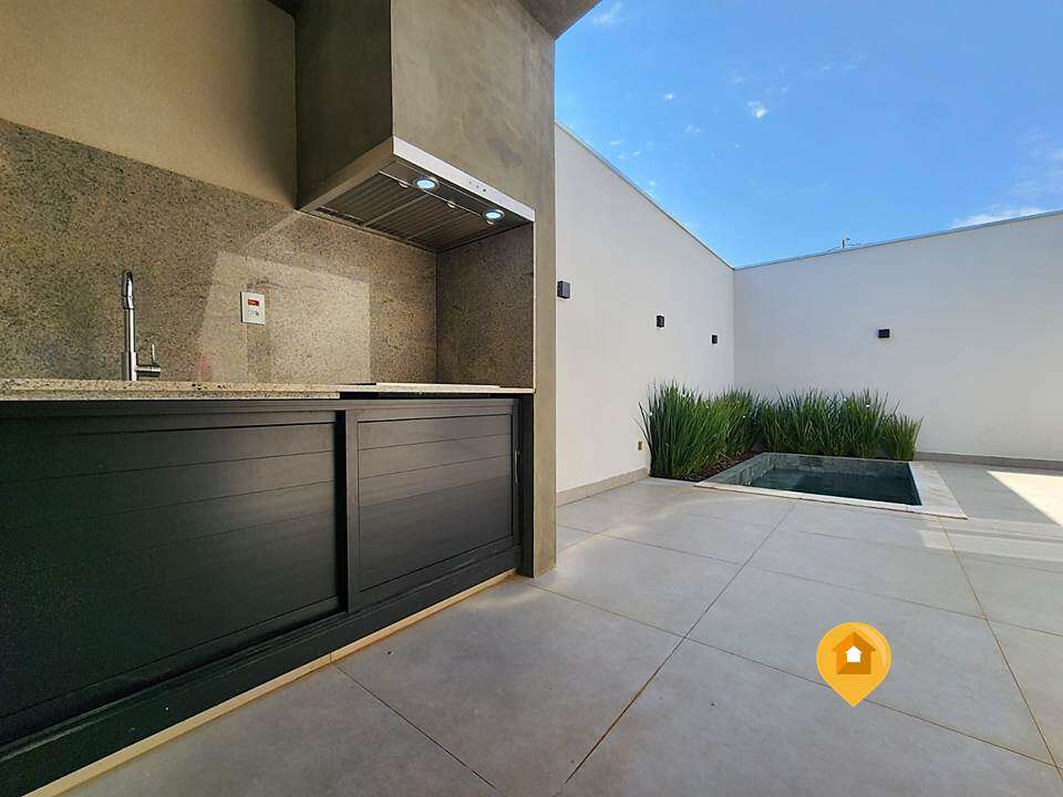 Casa para Comprar em Marília no bairro Loteamento Residencial E Comercial Fazenda São Sebastião - 3 quartos
