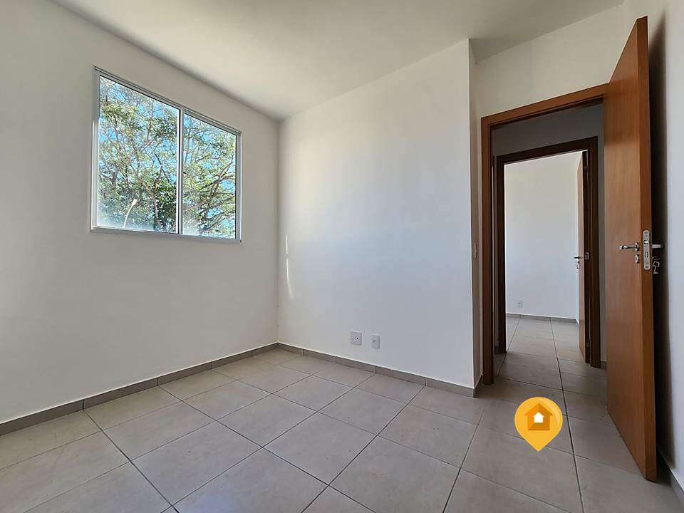 Apartamento para Comprar em Marília no bairro Vila Maria - 2 quartos