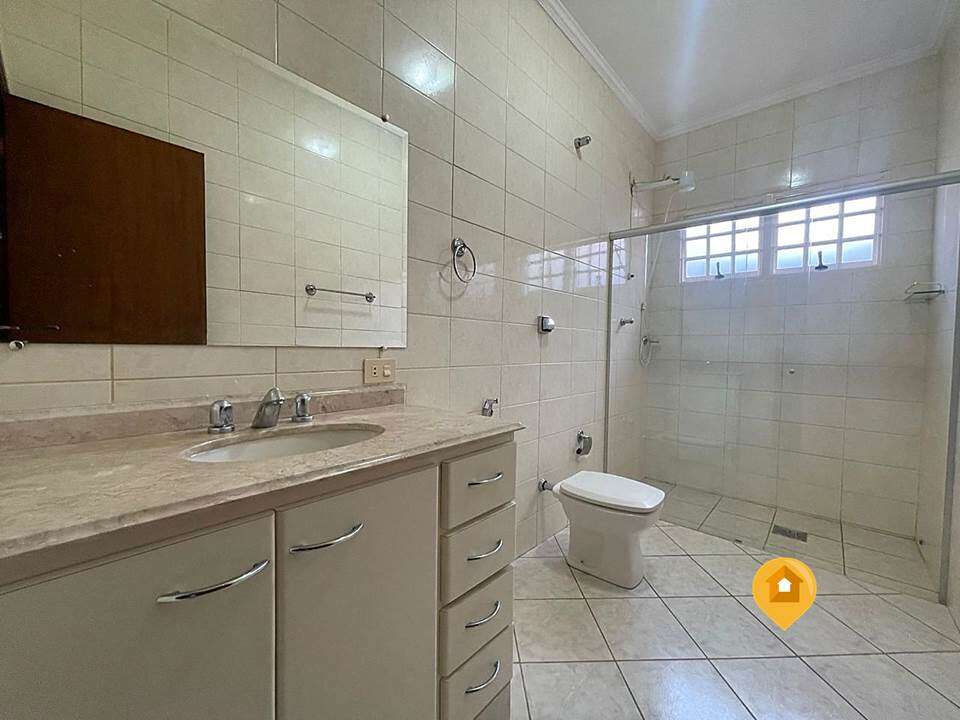 Casa para Comprar em Marília no bairro Jardim Jequitibá - 3 quartos