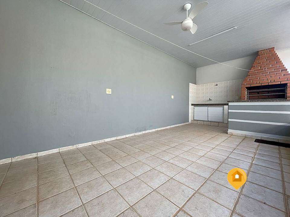 Casa para Comprar em Marília no bairro Jardim Jequitibá - 3 quartos