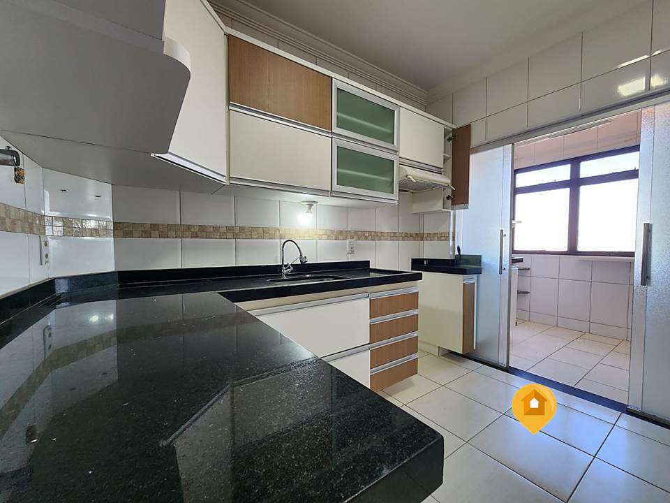 Apartamento para Comprar em Marília no bairro Alto Cafezal - 3 quartos
