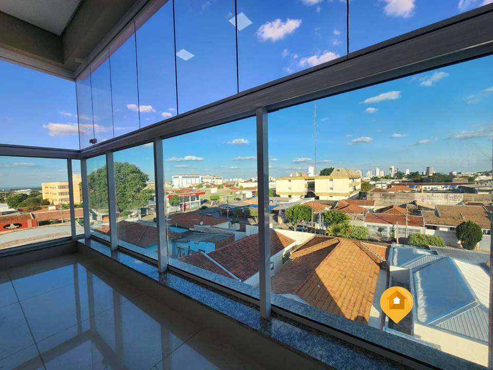 Apartamento para Comprar em Marília no bairro Bassan - 2 quartos