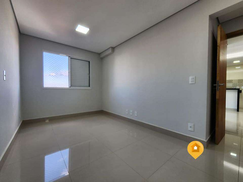 Apartamento para Comprar em Marília no bairro Bassan - 2 quartos