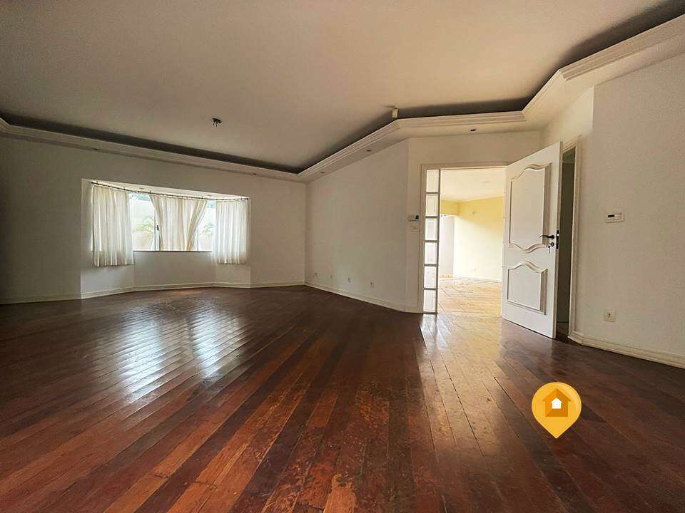 Casa para Comprar em Marília no bairro Residencial Vale Verde - 3 quartos
