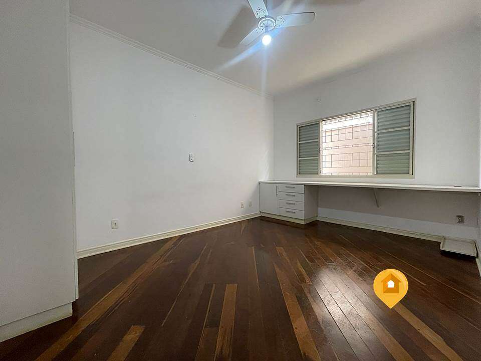 Casa para Comprar em Marília no bairro Residencial Vale Verde - 3 quartos