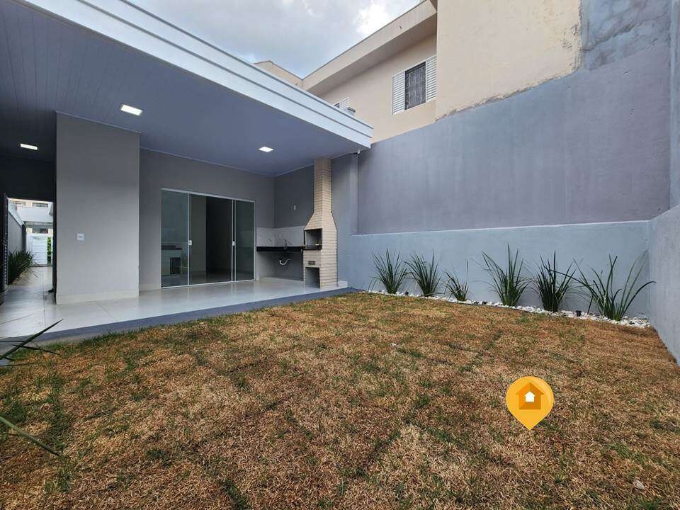 Casa para Comprar em Marília no bairro Jardim Cavallari - 3 quartos