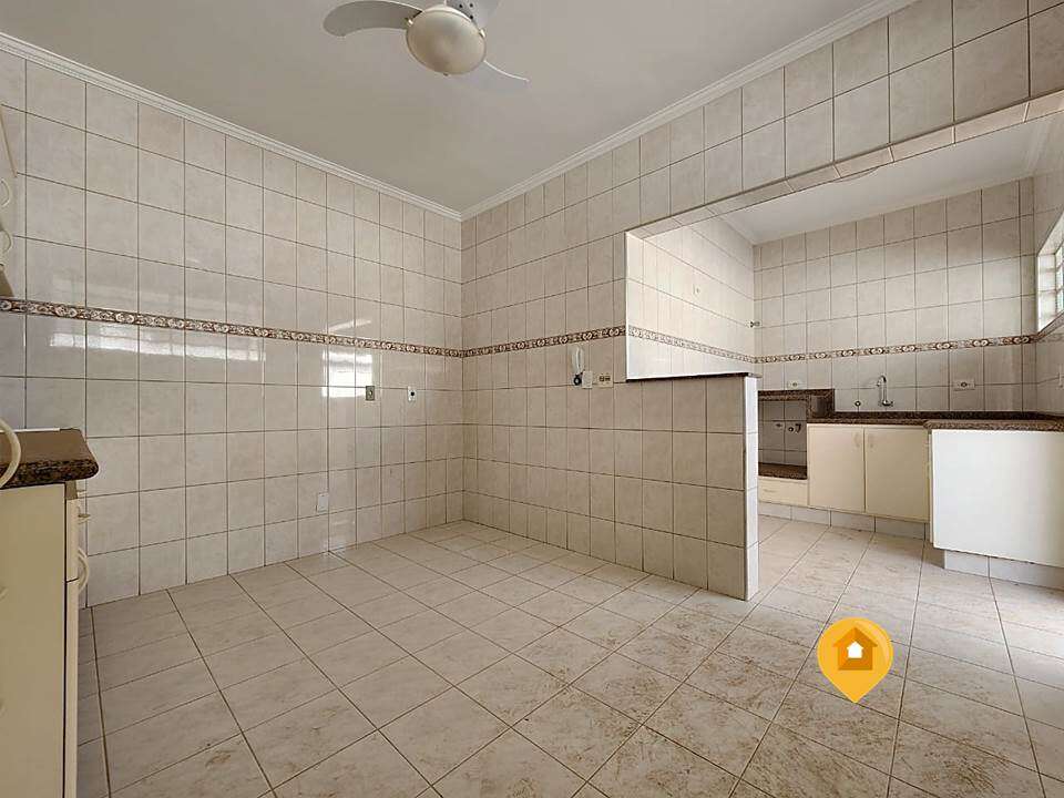 Casa para Comprar em Marília no bairro Betel - 4 quartos