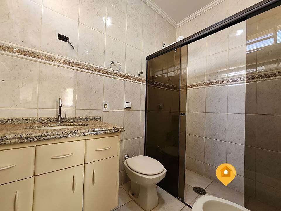 Casa para Comprar em Marília no bairro Betel - 4 quartos