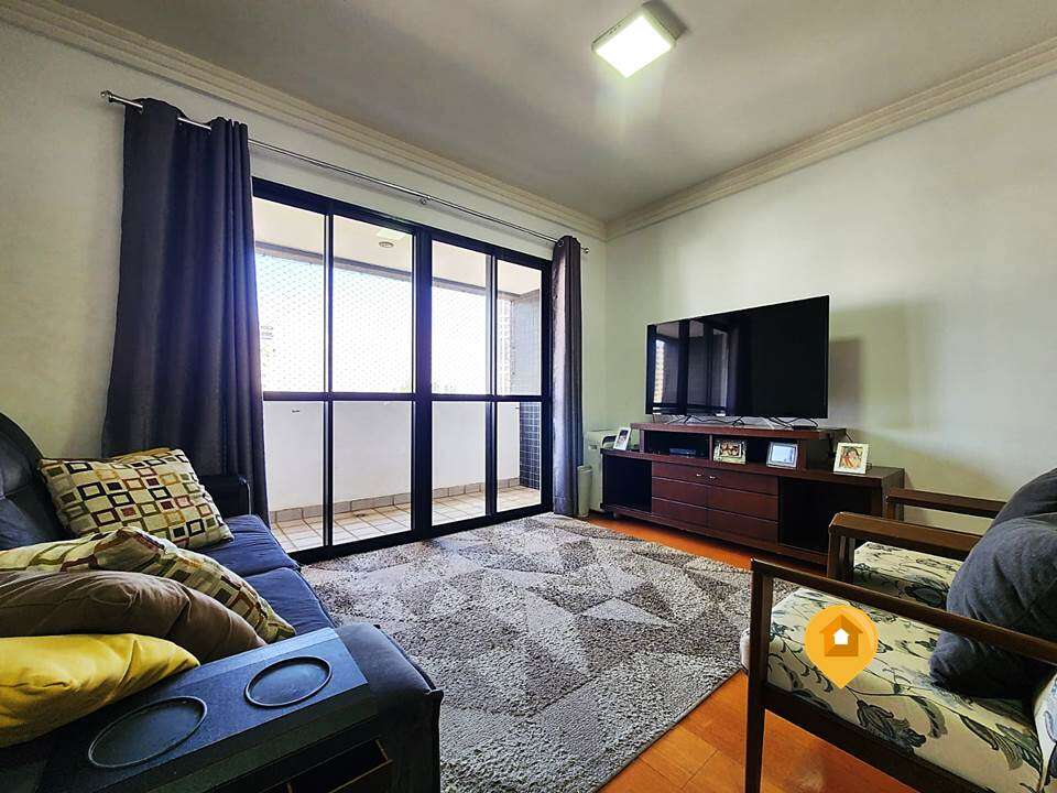 Apartamento para Comprar em Marília no bairro Centro - 3 quartos