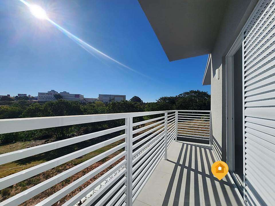 Casa para Comprar em Marília no bairro Jardim São Francisco - 3 quartos