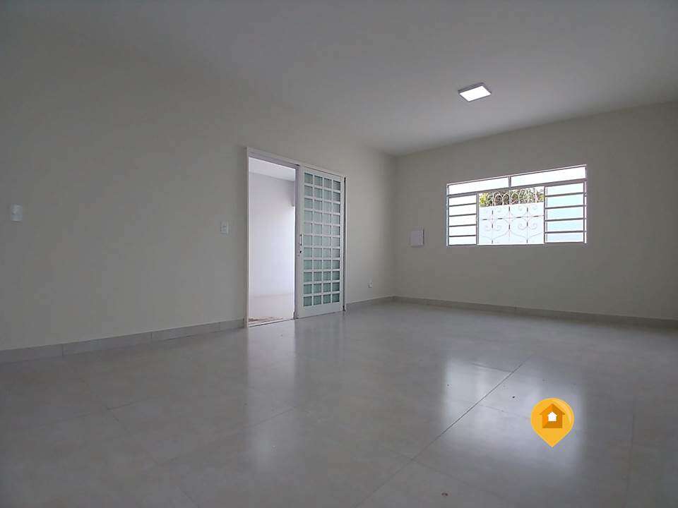 Casa para Comprar em Marília no bairro Jardim Esplanada - 3 quartos