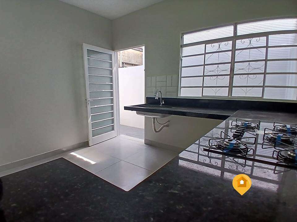 Casa para Comprar em Marília no bairro Jardim Esplanada - 3 quartos