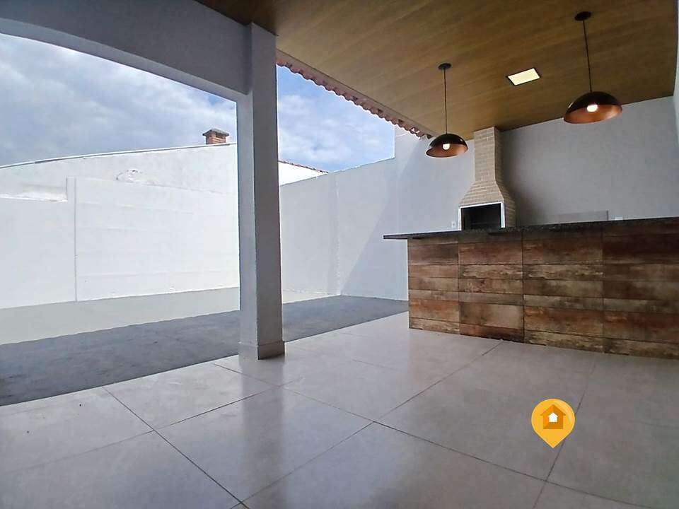 Casa para Comprar em Marília no bairro Jardim Esplanada - 3 quartos