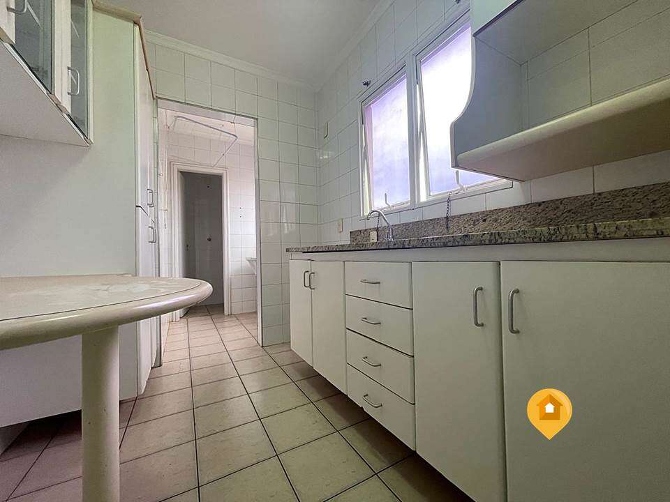 Apartamento para Comprar em Marília no bairro Marília - 3 quartos