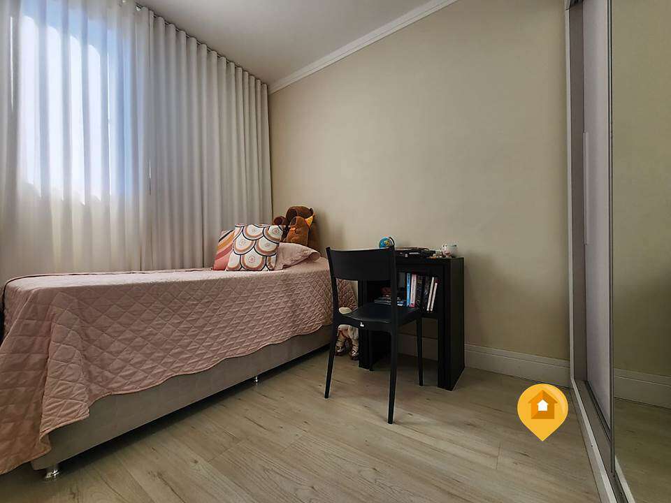S  Apartamento no bairro Higienópolis - 2 quartos
