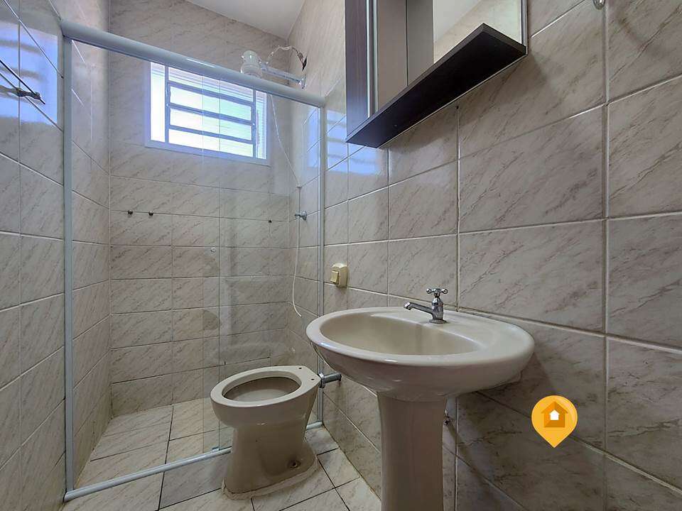 S  Sobrado no bairro JARDIM GUARUJÁ - 3 quartos