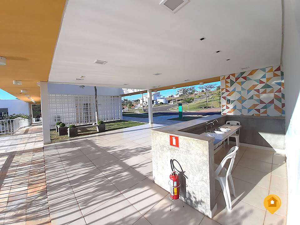 S  Casa no bairro Loteamento Residencial E Comercial Fazenda São Sebastião - 3 quartos