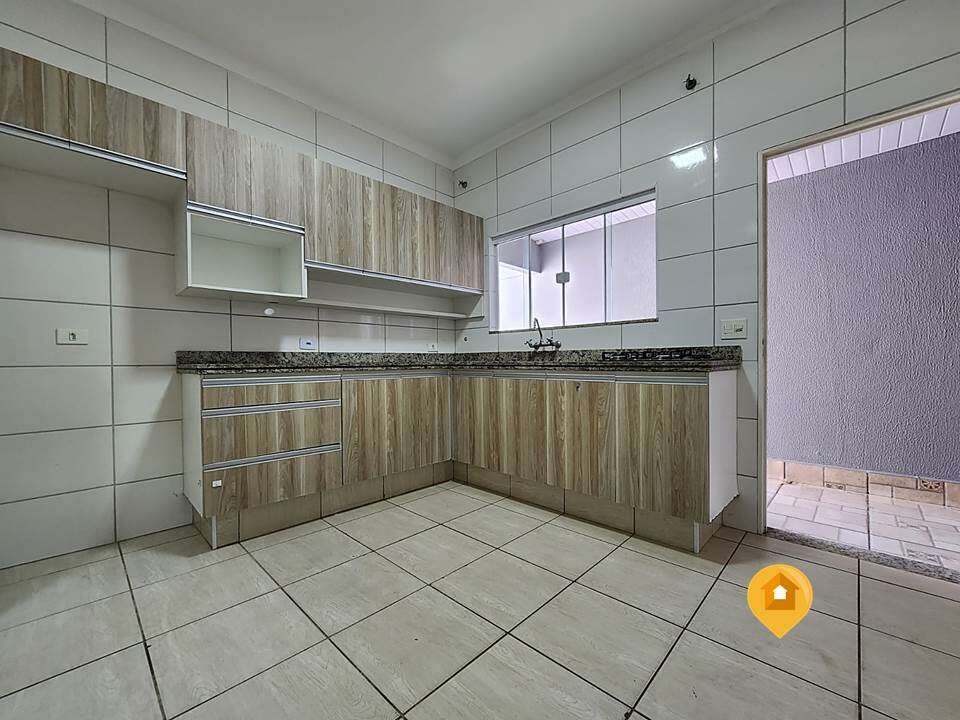 S  Casa no bairro JARDIM MORUMBI - 3 quartos
