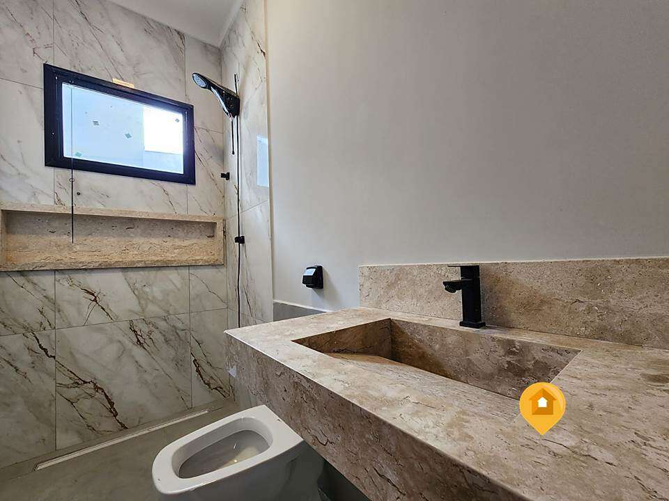 S  Casa no bairro Loteamento Residencial E Comercial Fazenda São Sebastião - 3 quartos