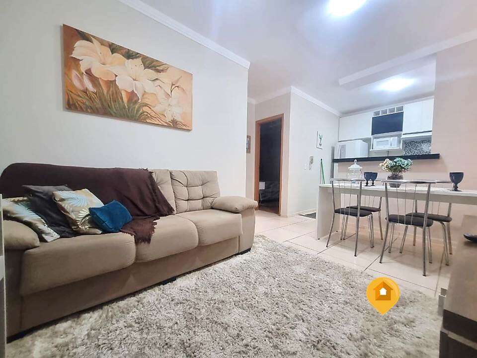 S  Apartamento no bairro JARDIM CALIFORNIA - 2 quartos