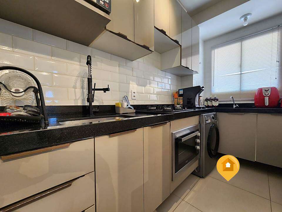 S  Apartamento no bairro Sítios De Recreio Céu Azul - 2 quartos