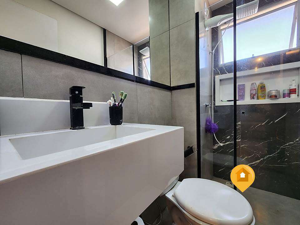 S  Apartamento no bairro Sítios De Recreio Céu Azul - 2 quartos
