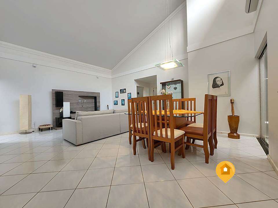 Casa Parque das Esmeraldas Casa Parque das Esmeraldas