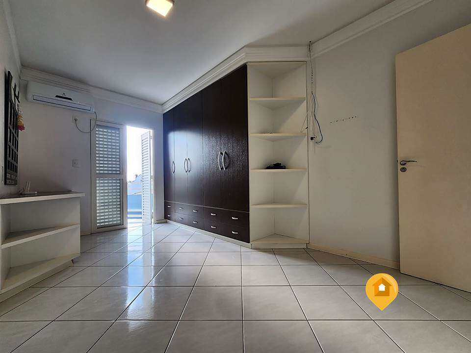 Casa Parque das Esmeraldas Casa Parque das Esmeraldas