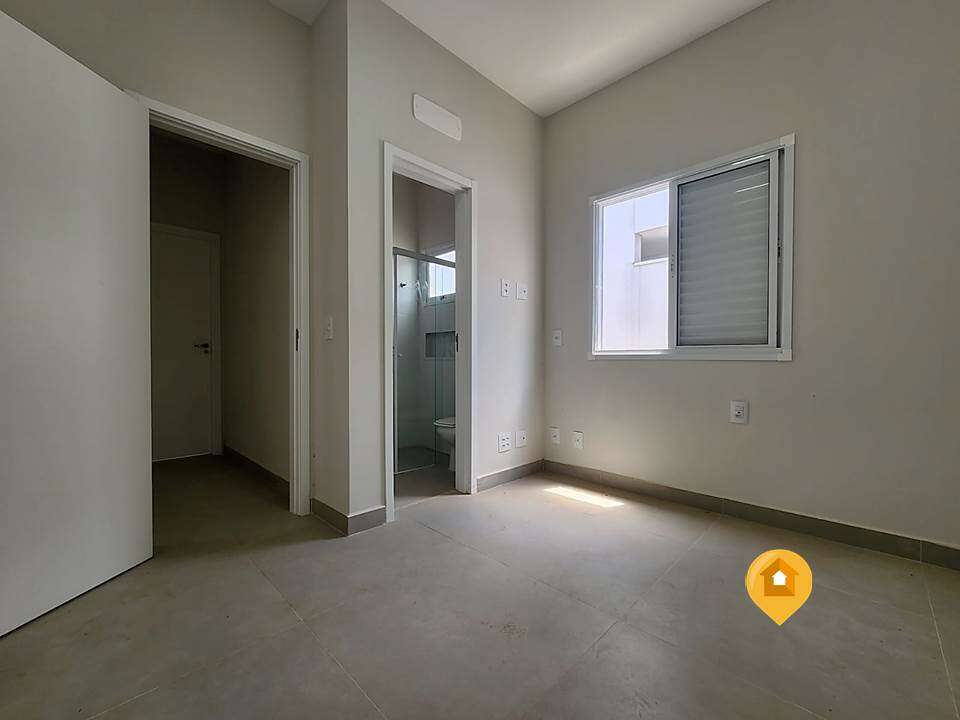 Casa Cond. Reserva Altos do Bosque Casa Cond. Reserva Altos do Bosque