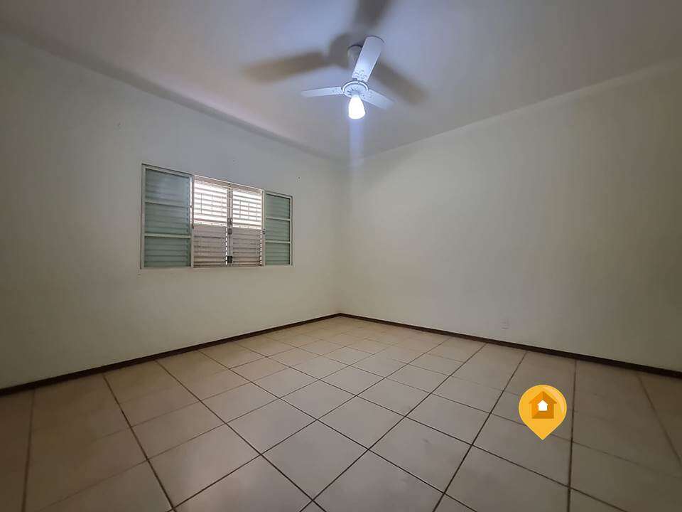 Casa Jd. Universitário Casa Jd. Universitário