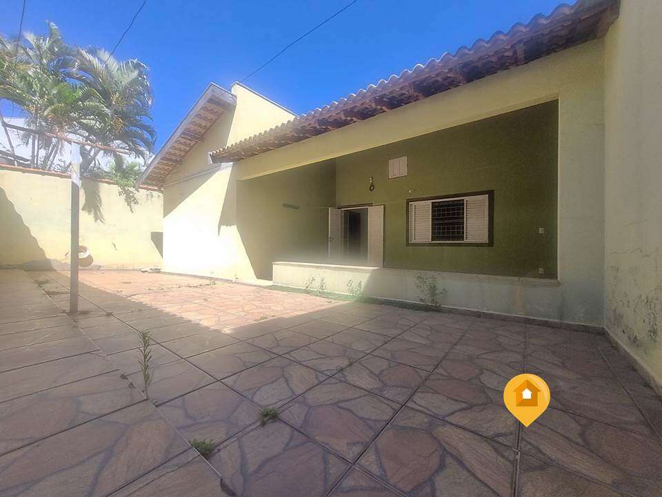 Casa Jd. Universitário Casa Jd. Universitário